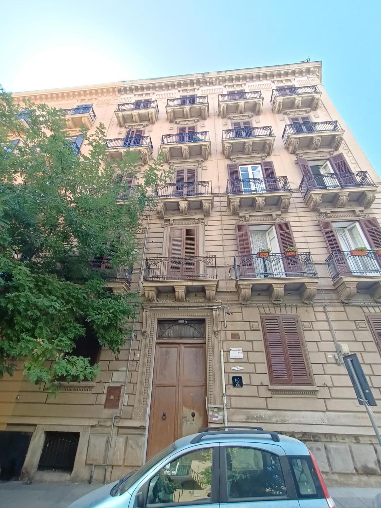 Thalia Hotel Palermo Exterior photo